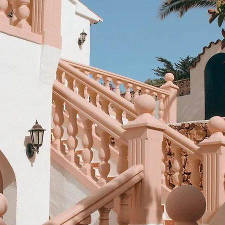 Bajo El Sol Villa
